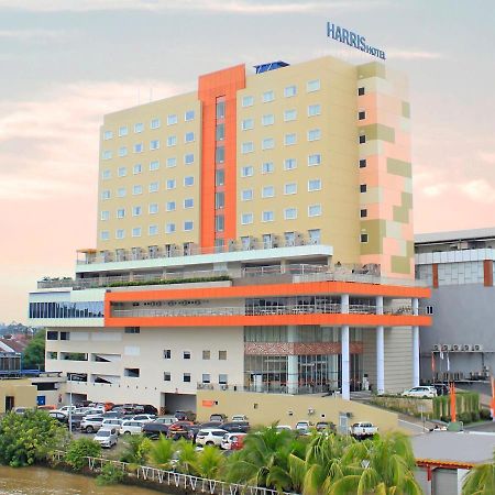Harris Hotel Samarinda Exterior photo